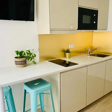 - Beautiful Renovated Architect * 万塞讷